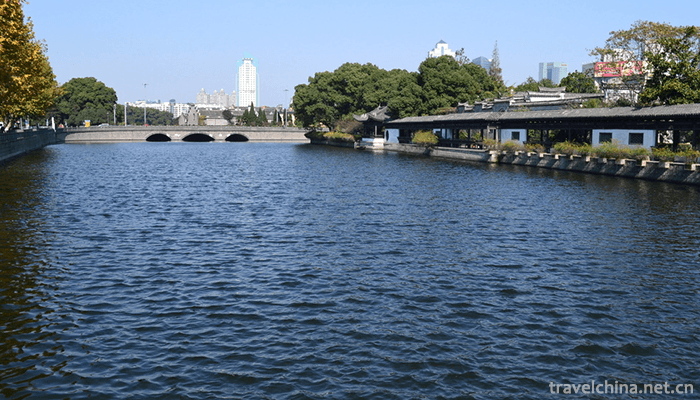 Tianyi-Pavilion-and-Yuehu-Lake-Scenic-Area-5