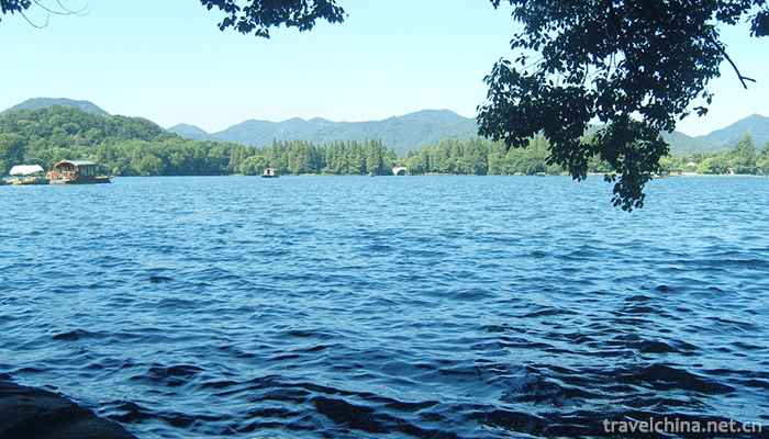 West-Lake-Scenic-Spot-in-Hangzhou-4