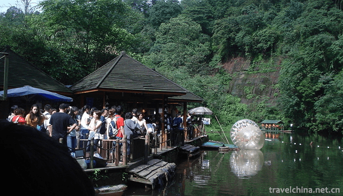 Tiantai-Mountain-Scenic-Area-1