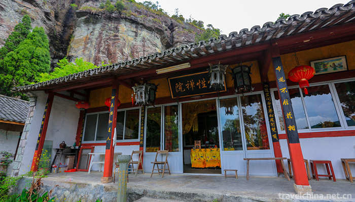 Yandang-Mountain-Scenic-Spot-5
