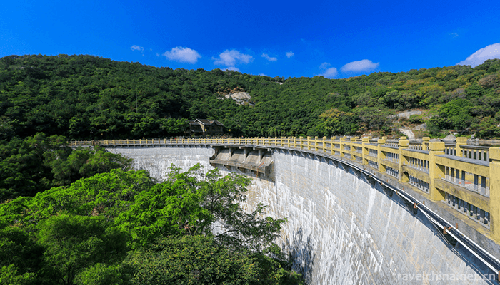 Qingyuan-Mountain-Scenic-Area-12