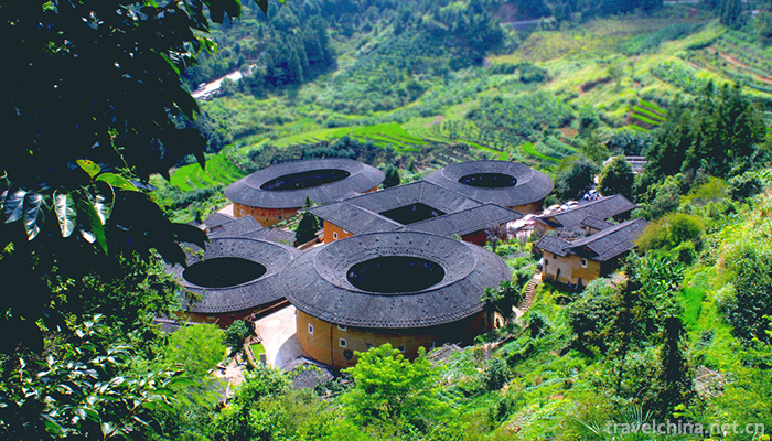 Fujian-earth-building-14
