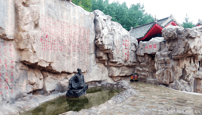 Huaxia-City-Tourist-Scenic-Spot-4