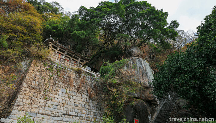 Qingyuan-Mountain-Scenic-Area-9