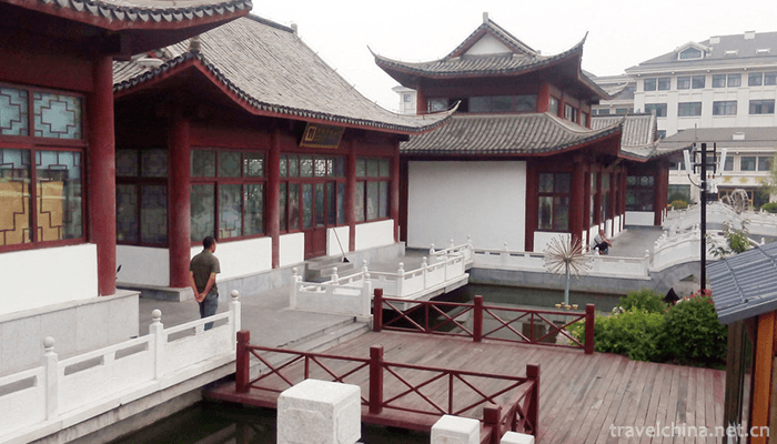 Huaxia-City-Tourist-Scenic-Spot-6