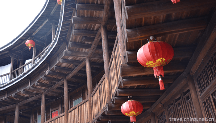 Fujian-earth-building-12