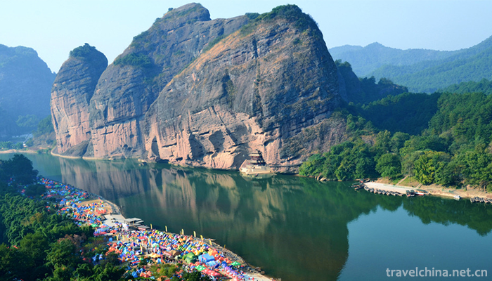 Mount-Longhu-Scenic-Area-2