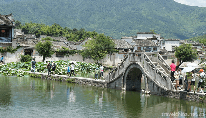 Ancient-Villages-in-Southern-Anhui---Xidi-and-Hongcun-2