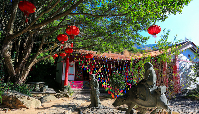 Qingyuan-Mountain-Scenic-Area-1