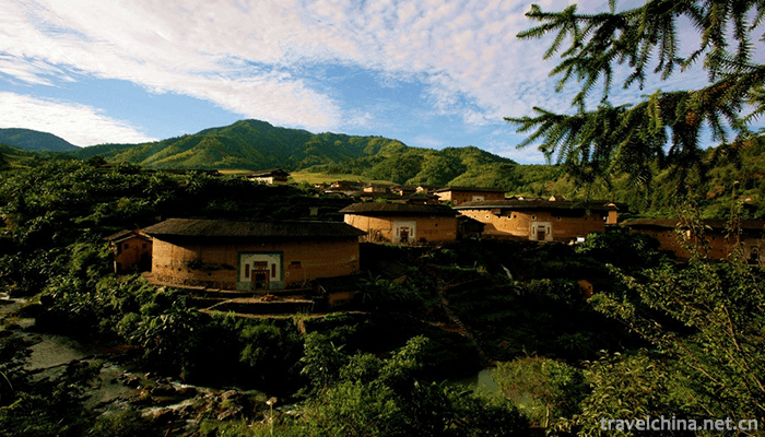 Fujian-earth-building-8