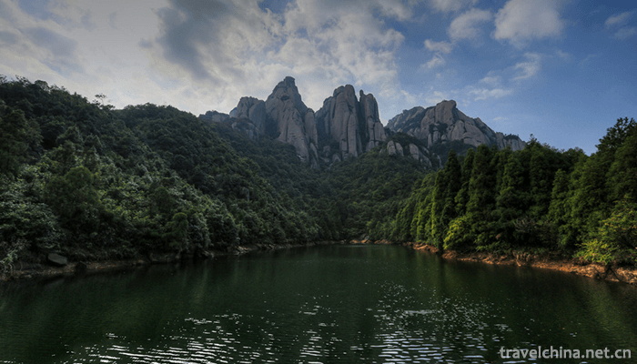 Taimu-Mountains-15
