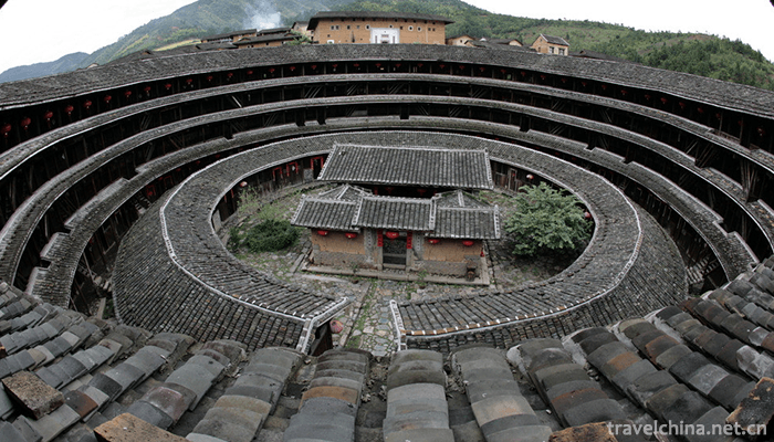 Fujian-earth-building-6