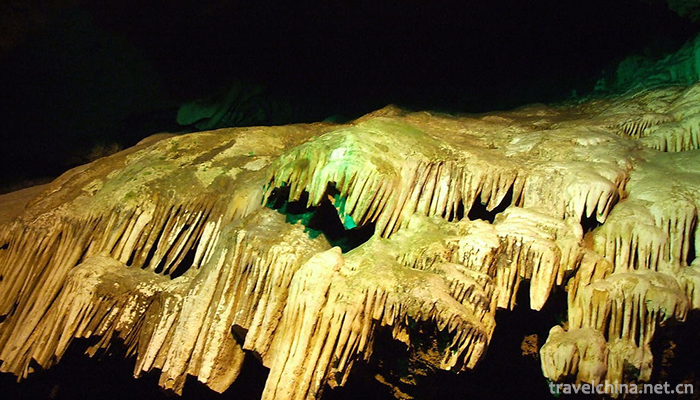 Laojunshan-Jiguandong-Tourist-Area-2