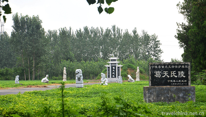 Mount-Mangdang-Han-culture-tourism-scenic-spot-6