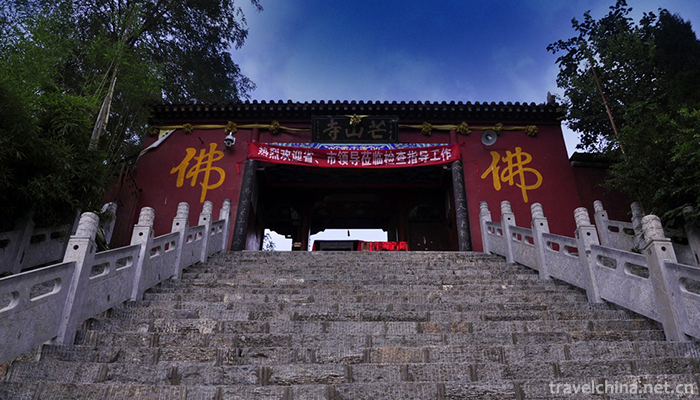 Mount-Mangdang-Han-culture-tourism-scenic-spot-8