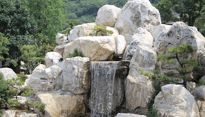 Dayan-Pagoda-Datang-Furong-Garden-Scenic-Area-7