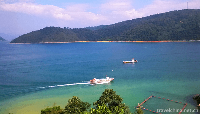 Dongjiang-Lake-Tourist-Area,-Coconut-City-10