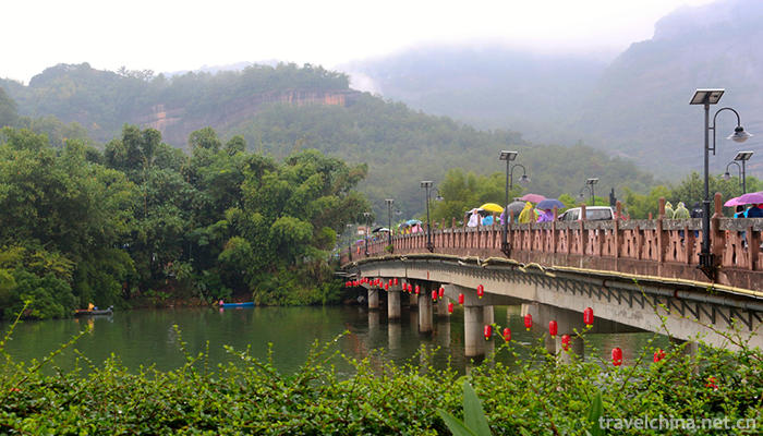 Mount-Danxia-Scenic-Area-2