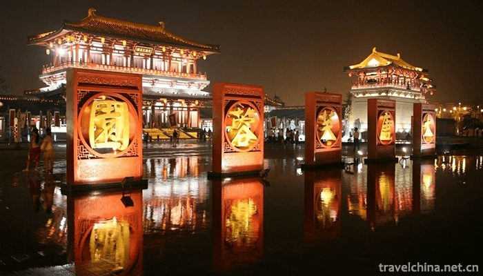 Dayan-Pagoda-Datang-Furong-Garden-Scenic-Area-14