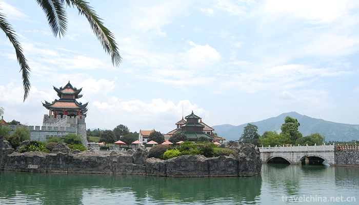 Guilin-Happy-Land-Theme-Park-2