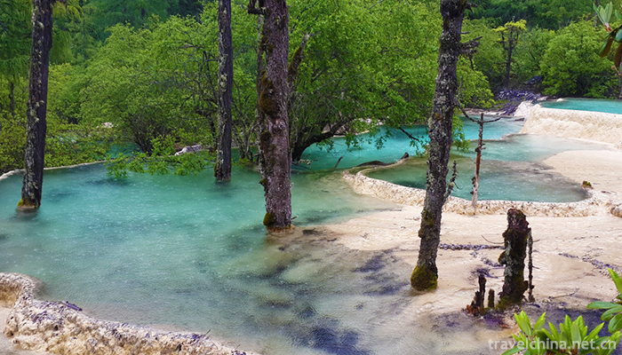 Huanglong-Scenic-Area-7