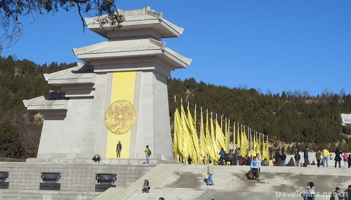 Huangdi-Mausoleum-Scenic-Area-11