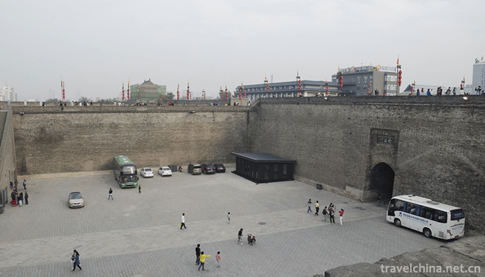 Xi'an-City-Wall-Scenic-Area-9