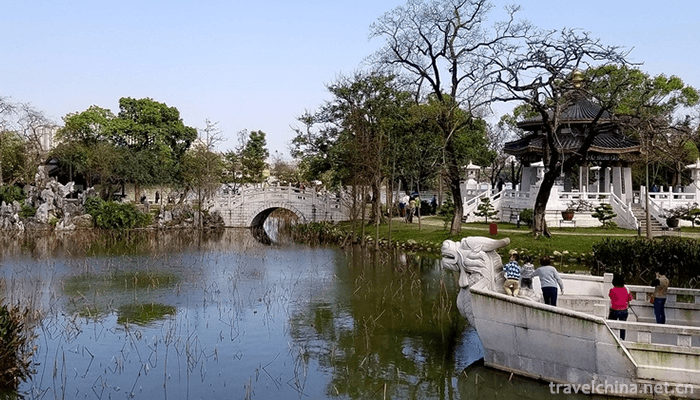 Huizhou-West-Lake-Scenic-Spot-1