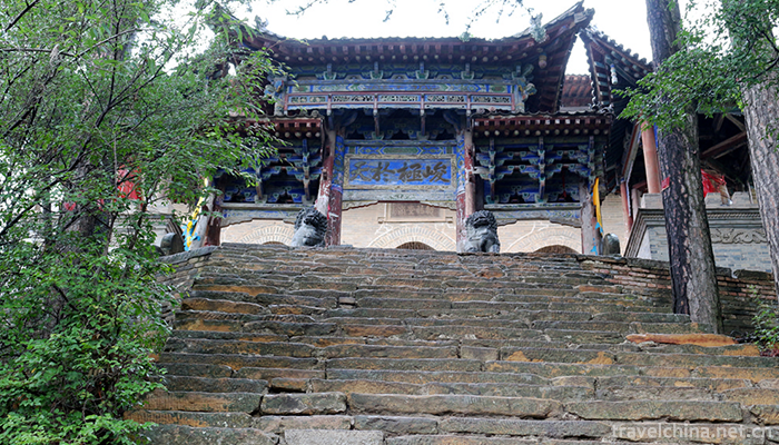 Kongtong-Mountain-Scenic-Spot-8