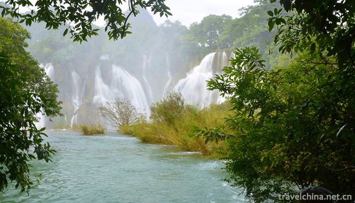 Detian-waterfall-1
