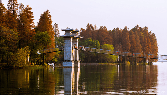 Wuhan-Donghu-Scenic-Area-13