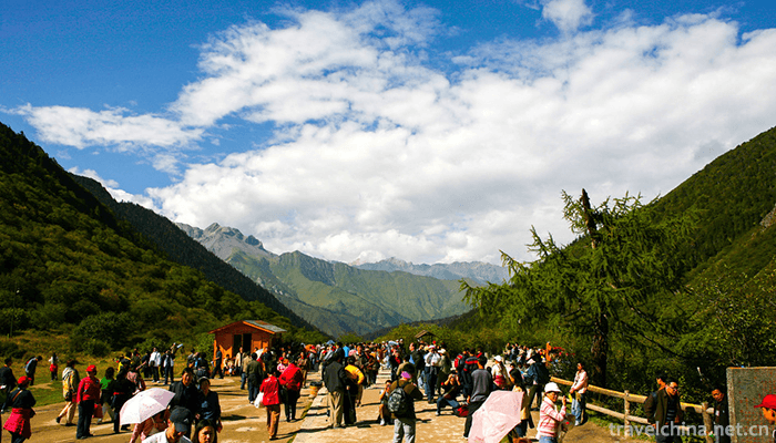 Huanglong-Scenic-Area-8