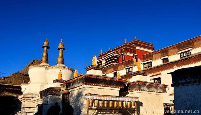 Zhashlenbu-Temple-Scenic-Spot-in-Shigaze-8