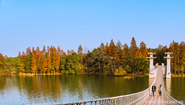 Wuhan-Donghu-Scenic-Area-12