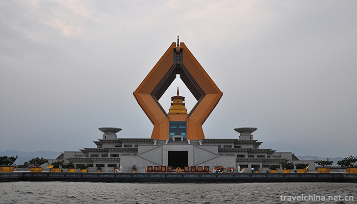Famen-Temple-Buddhist-Cultural-Scenic-Area-1