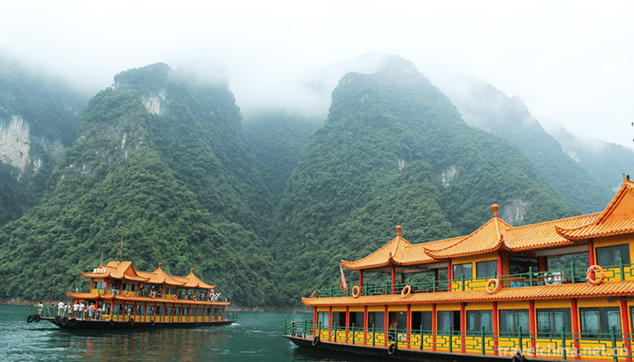 Qingjiang-Gallery-Scenic-Area-11