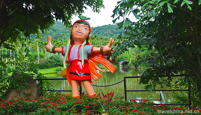 Yanoda-Tropical-Rainforest-Scenic-Area-2
