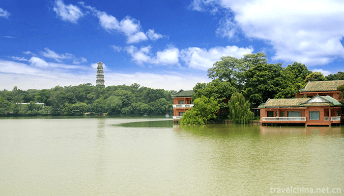 Huizhou-West-Lake-Scenic-Spot-4