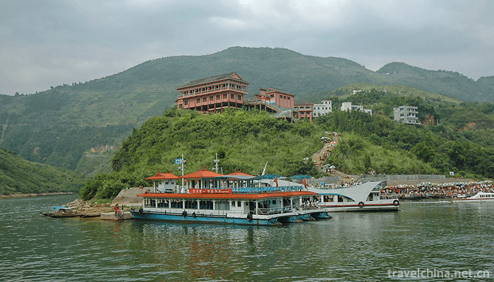 Shennong-Creek-Scenic-Area-7