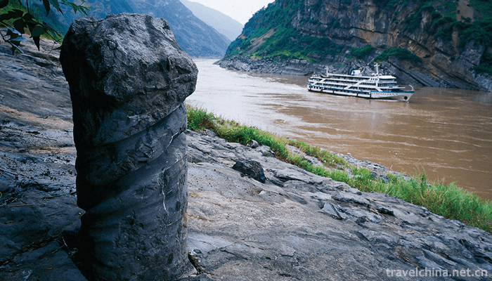 Qingjiang-Gallery-Scenic-Area-1