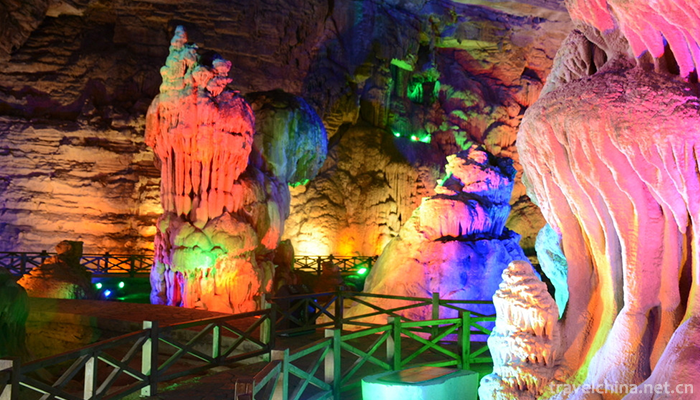 Chongqing-Yunyang-Longgang-National-Geological-Park-1-0