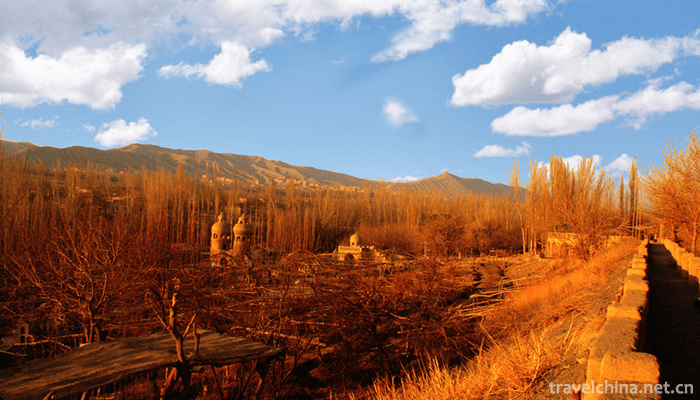 Putaogou-Scenic-Area,-Turpan-City-1