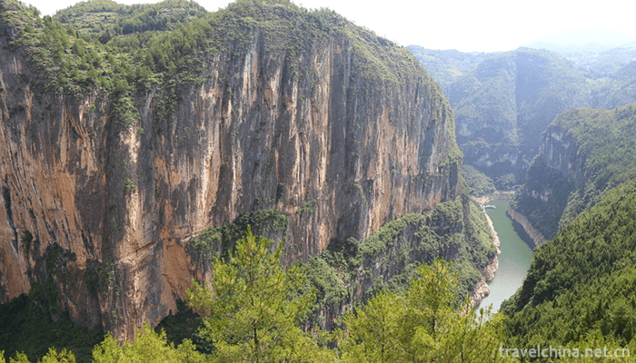 Wushan-small-Three-Gorges-4