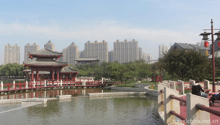Dayan-Pagoda-Datang-Furong-Garden-Scenic-Area-6