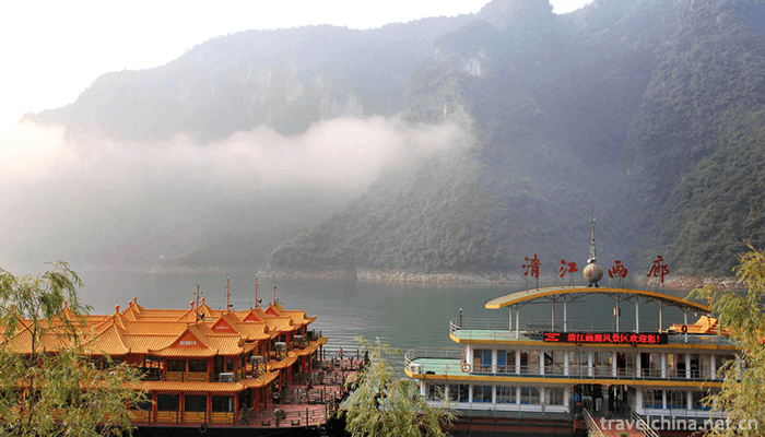 Qingjiang-Gallery-Scenic-Area-4