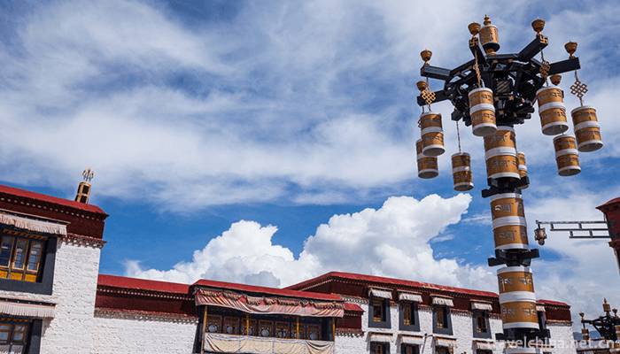 Dazhao-Temple-Scenic-Area-in-Lhasa-5