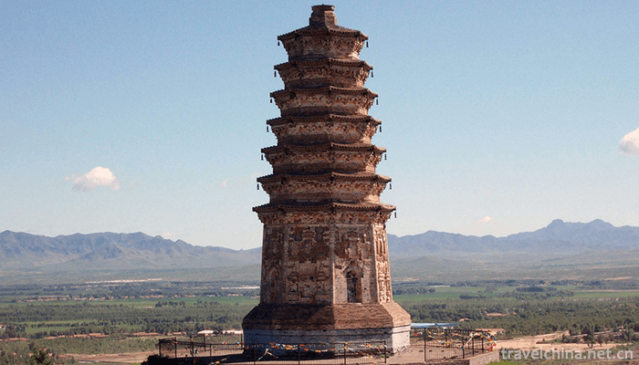 Dongjiang-Lake-Tourist-Area,-Coconut-City-12