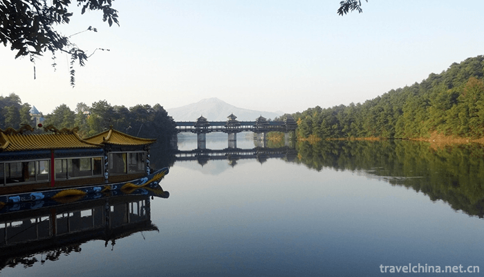Guilin-Happy-Land-Theme-Park-3