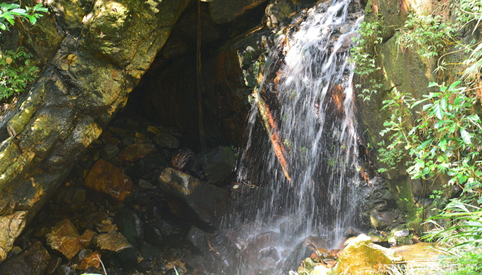 Tianmenshan-Mountain-tourist-area-11