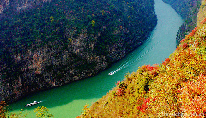 Qingjiang-Gallery-Scenic-Area-3